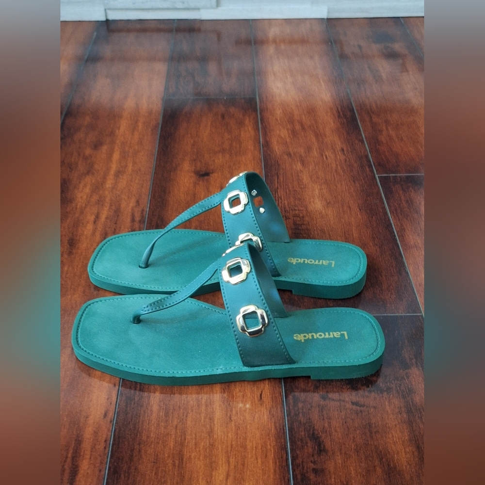 Larroudé Milan Jelly Thong Sandal in emerald green EU 41 US 10